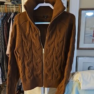 Sweet cabled zip up sweater